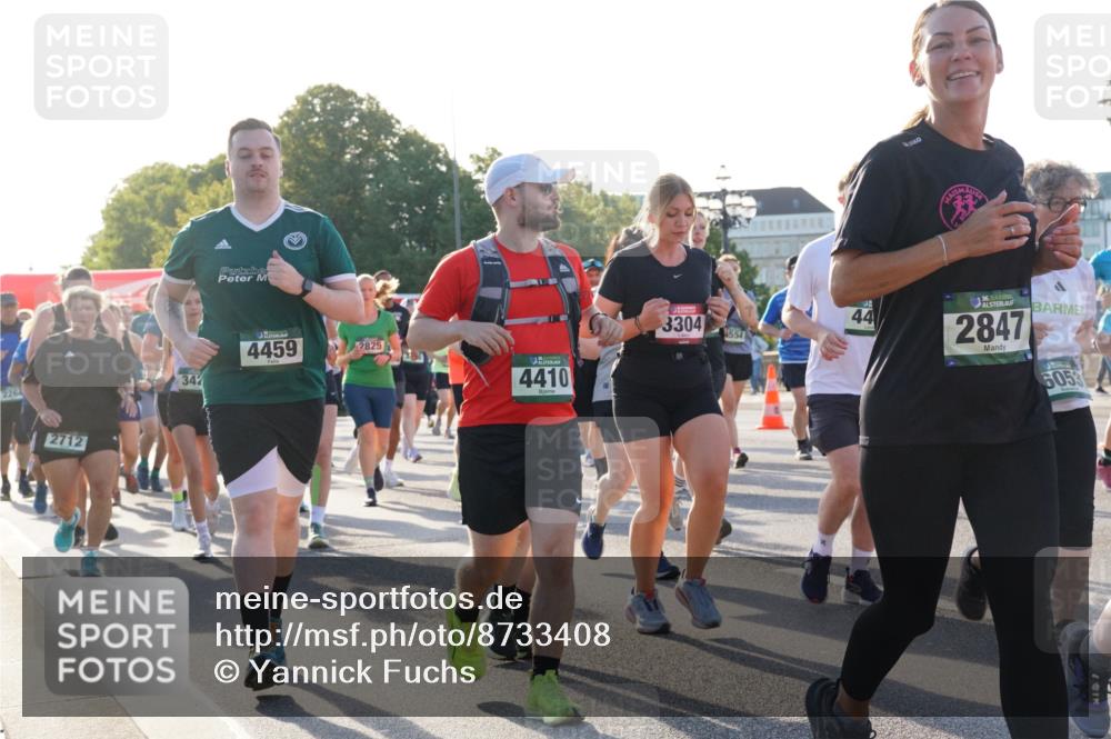 07.09.2025 - BARMER Alsterlauf Yannick Fuchs http://msf.ph/oto/8733408 07.09.2025 09:06:54 Laufen 2264, 2712, 342, 4459, 2825, 4410, 3304, 554, 44, 36, 2847, 6053 meine-sportfotos.de