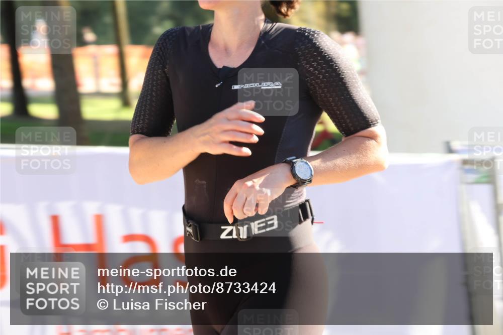 07.09.2025 - 19. Norderstedt Triathlon Luisa Fischer http://msf.ph/oto/8733424 07.09.2025 16:20:14 Ziel 450, 1414 meine-sportfotos.de