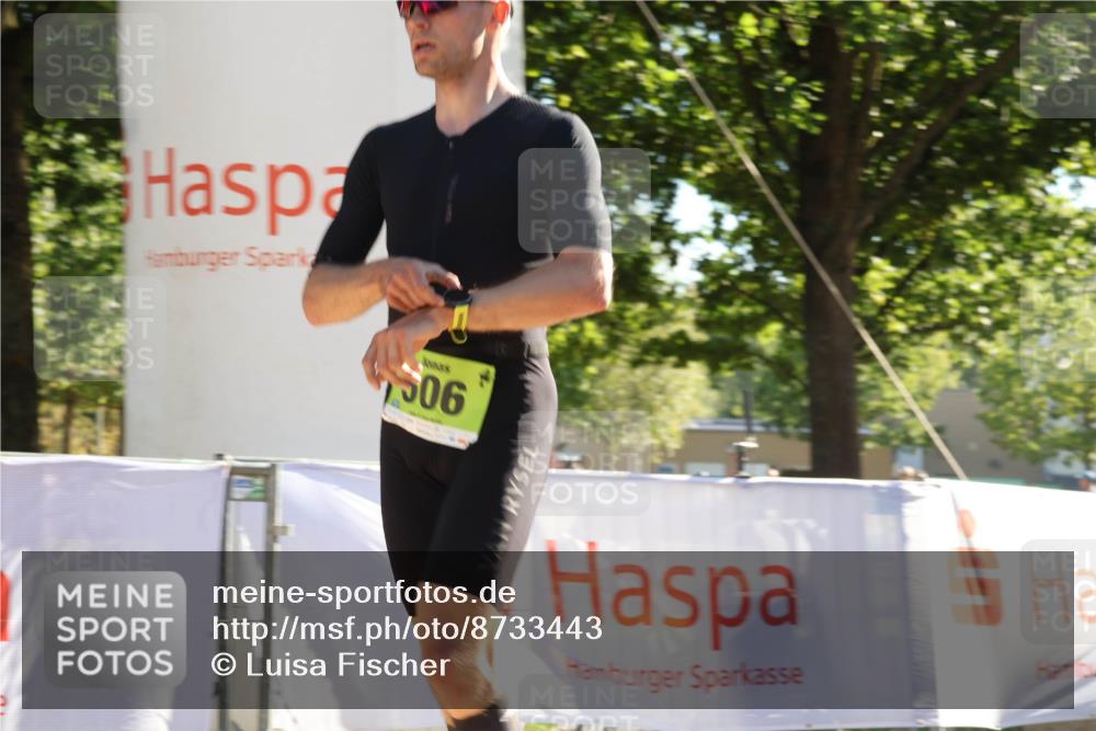07.09.2025 - 19. Norderstedt Triathlon Luisa Fischer http://msf.ph/oto/8733443 07.09.2025 16:20:49 Ziel 506, 1491 meine-sportfotos.de