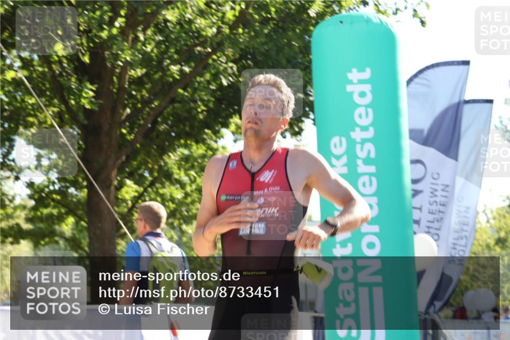 07.09.2025 - 19. Norderstedt Triathlon Luisa Fischer http://msf.ph/oto/8733451 07.09.2025 16:20:59 Ziel 498 meine-sportfotos.de