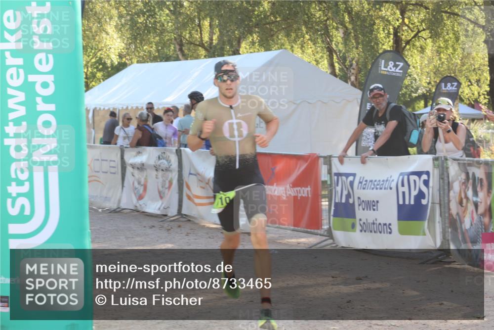 07.09.2025 - 19. Norderstedt Triathlon Luisa Fischer http://msf.ph/oto/8733465 07.09.2025 16:21:31 Ziel 510 meine-sportfotos.de