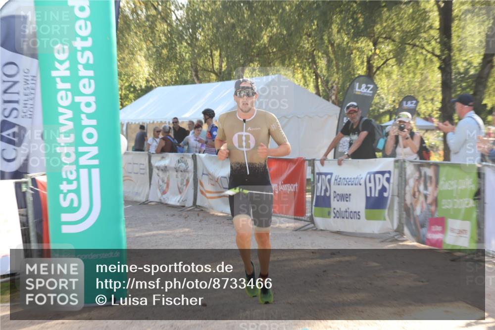 07.09.2025 - 19. Norderstedt Triathlon Luisa Fischer http://msf.ph/oto/8733466 07.09.2025 16:21:31 Ziel 510 meine-sportfotos.de