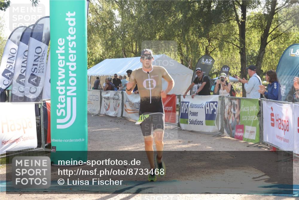 07.09.2025 - 19. Norderstedt Triathlon Luisa Fischer http://msf.ph/oto/8733468 07.09.2025 16:21:32 Ziel 510 meine-sportfotos.de