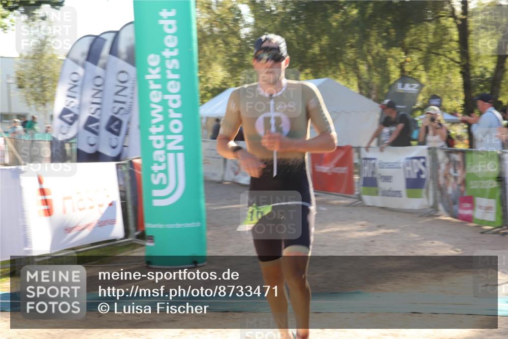 07.09.2025 - 19. Norderstedt Triathlon Luisa Fischer http://msf.ph/oto/8733471 07.09.2025 16:21:32 Ziel 510 meine-sportfotos.de