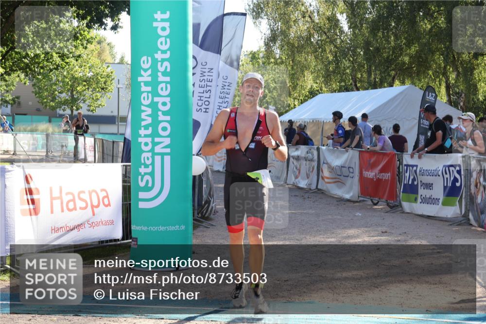 07.09.2025 - 19. Norderstedt Triathlon Luisa Fischer http://msf.ph/oto/8733503 07.09.2025 16:21:57 Ziel 504, 541 meine-sportfotos.de