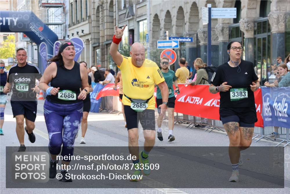 07.09.2025 - BARMER Alsterlauf Strokosch-Dieckow http://msf.ph/oto/8733509 07.09.2025 10:20:59 Ziel 2090, 2241, 3354, 3355, 3994, 4316, 5224, 5233, 5623, 5625, 5916 meine-sportfotos.de