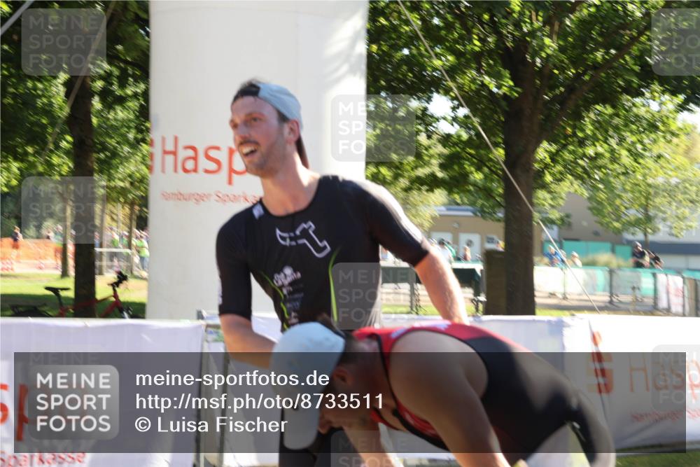 07.09.2025 - 19. Norderstedt Triathlon Luisa Fischer http://msf.ph/oto/8733511 07.09.2025 16:22:05 Ziel 522, 541 meine-sportfotos.de