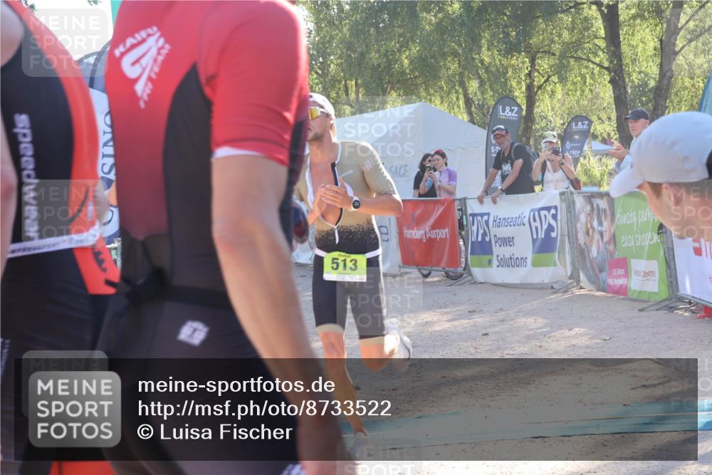 07.09.2025 - 19. Norderstedt Triathlon Luisa Fischer http://msf.ph/oto/8733522 07.09.2025 16:22:26 Ziel 513, 517 meine-sportfotos.de