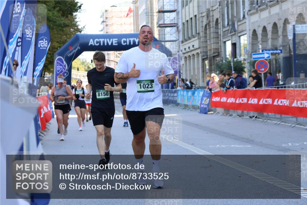 07.09.2025 - BARMER Alsterlauf Strokosch-Dieckow http://msf.ph/oto/8733525 07.09.2025 11:46:26 Ziel 1169, 1170 meine-sportfotos.de