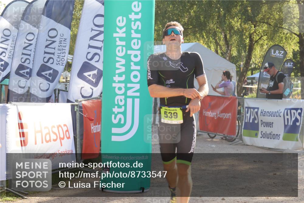 07.09.2025 - 19. Norderstedt Triathlon Luisa Fischer http://msf.ph/oto/8733547 07.09.2025 16:23:07 Ziel 508, 539 meine-sportfotos.de