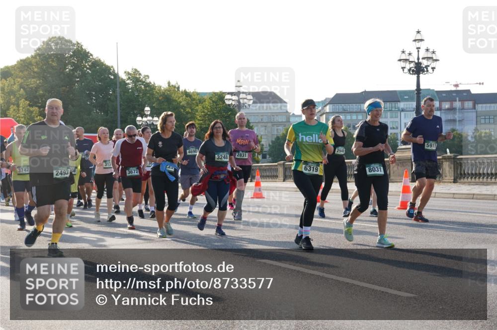 07.09.2025 - BARMER Alsterlauf Yannick Fuchs http://msf.ph/oto/8733577 07.09.2025 09:07:05 Laufen 3742, 313, 2493, 08, 3672, 4690, 3248, 2831, 6319, 2946, 8031, 5911 meine-sportfotos.de