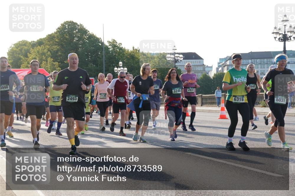 07.09.2025 - BARMER Alsterlauf Yannick Fuchs http://msf.ph/oto/8733589 07.09.2025 09:07:05 Laufen 3998, 8157, 3139, 3742, 2493, 08, 3672, 690, 3248, 2946, 2831, 6319, 8031 meine-sportfotos.de