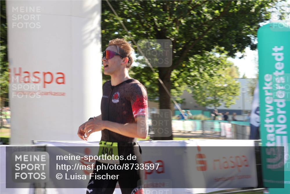07.09.2025 - 19. Norderstedt Triathlon Luisa Fischer http://msf.ph/oto/8733597 07.09.2025 16:23:50 Ziel 494, 538 meine-sportfotos.de