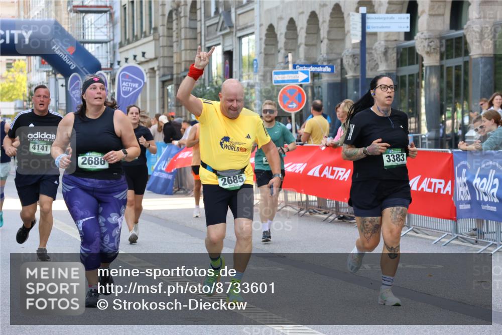 07.09.2025 - BARMER Alsterlauf Strokosch-Dieckow http://msf.ph/oto/8733601 07.09.2025 10:20:59 Ziel 2090, 2241, 3354, 3355, 3994, 4316, 5224, 5233, 5623, 5625, 5916 meine-sportfotos.de