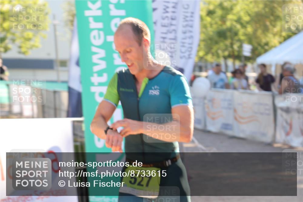 07.09.2025 - 19. Norderstedt Triathlon Luisa Fischer http://msf.ph/oto/8733615 07.09.2025 16:24:06 Ziel 527 meine-sportfotos.de