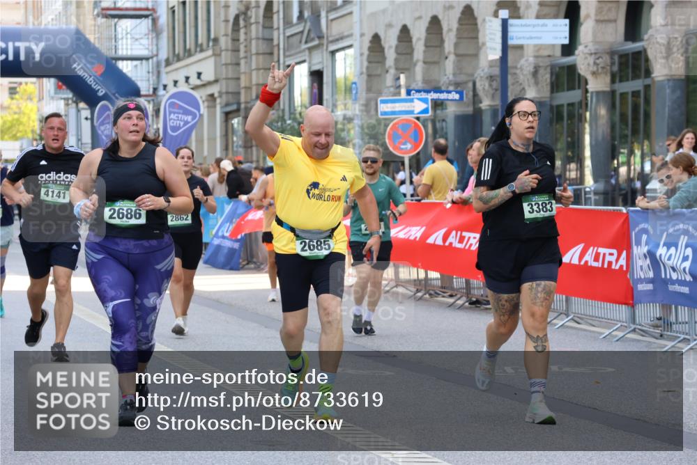 07.09.2025 - BARMER Alsterlauf Strokosch-Dieckow http://msf.ph/oto/8733619 07.09.2025 10:20:59 Ziel 2090, 2241, 3354, 3355, 3994, 4316, 5224, 5233, 5623, 5625, 5916 meine-sportfotos.de