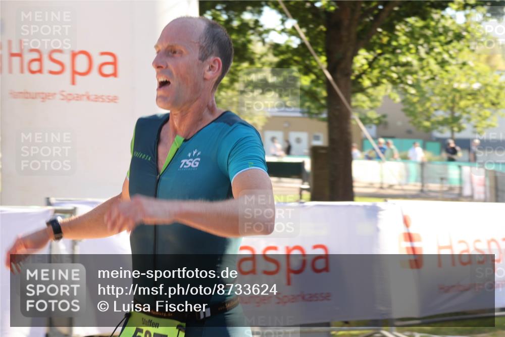 07.09.2025 - 19. Norderstedt Triathlon Luisa Fischer http://msf.ph/oto/8733624 07.09.2025 16:24:08 Ziel 527 meine-sportfotos.de