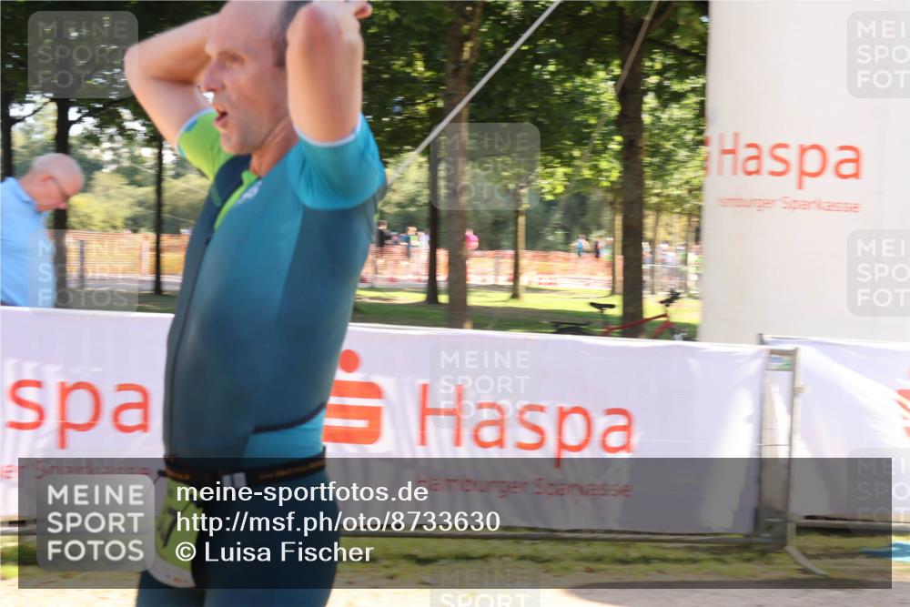 07.09.2025 - 19. Norderstedt Triathlon Luisa Fischer http://msf.ph/oto/8733630 07.09.2025 16:24:09 Ziel 527 meine-sportfotos.de