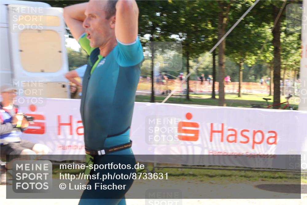07.09.2025 - 19. Norderstedt Triathlon Luisa Fischer http://msf.ph/oto/8733631 07.09.2025 16:24:09 Ziel 527 meine-sportfotos.de