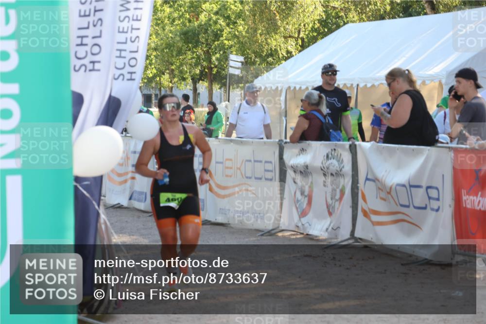 07.09.2025 - 19. Norderstedt Triathlon Luisa Fischer http://msf.ph/oto/8733637 07.09.2025 16:24:37 Ziel 460 meine-sportfotos.de