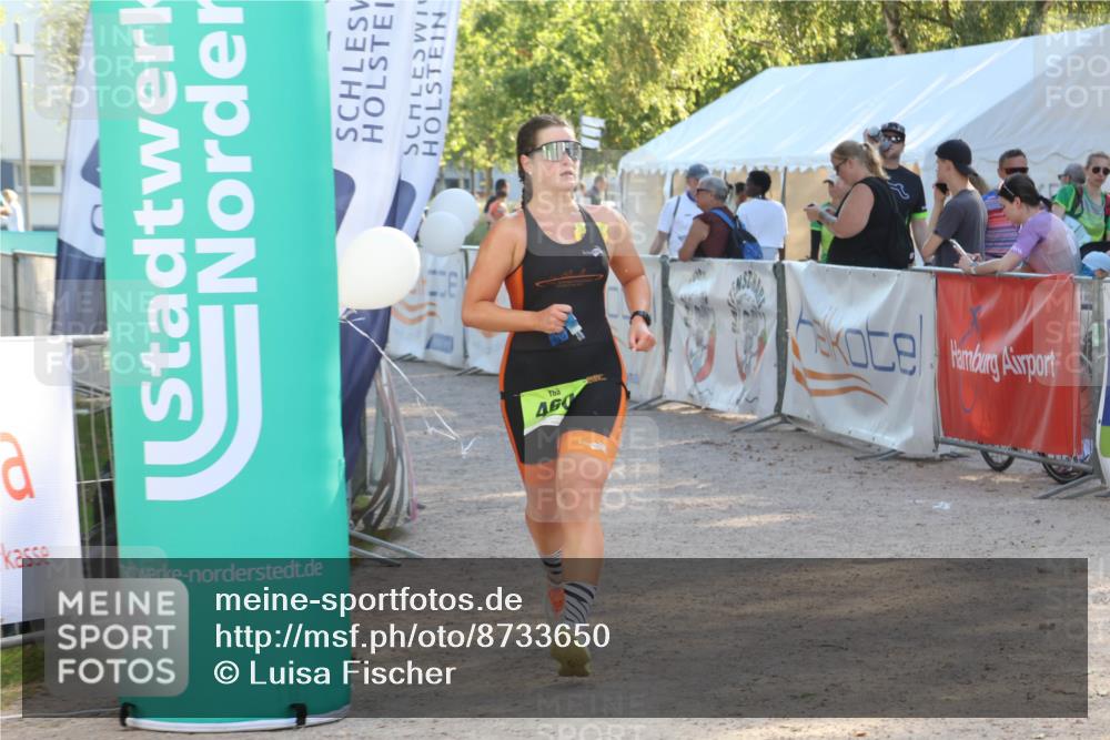 07.09.2025 - 19. Norderstedt Triathlon Luisa Fischer http://msf.ph/oto/8733650 07.09.2025 16:24:40 Ziel 460 meine-sportfotos.de