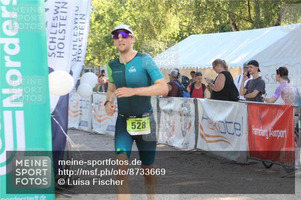 07.09.2025 - 19. Norderstedt Triathlon Luisa Fischer http://msf.ph/oto/8733669 07.09.2025 16:24:47 Ziel 457, 460, 528 meine-sportfotos.de