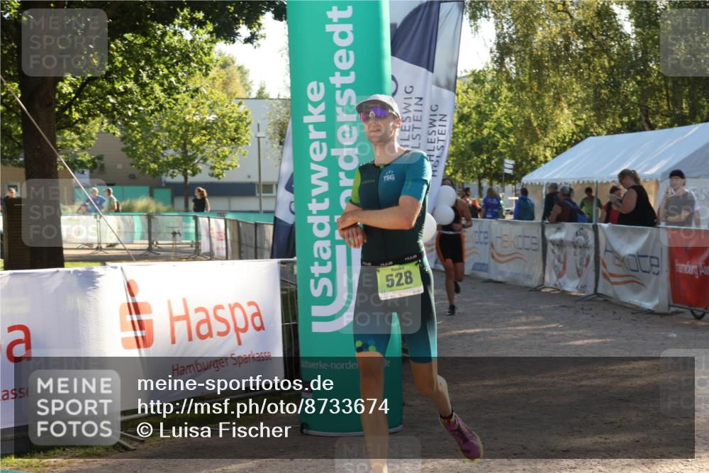 07.09.2025 - 19. Norderstedt Triathlon Luisa Fischer http://msf.ph/oto/8733674 07.09.2025 16:24:48 Ziel 457, 460, 528 meine-sportfotos.de