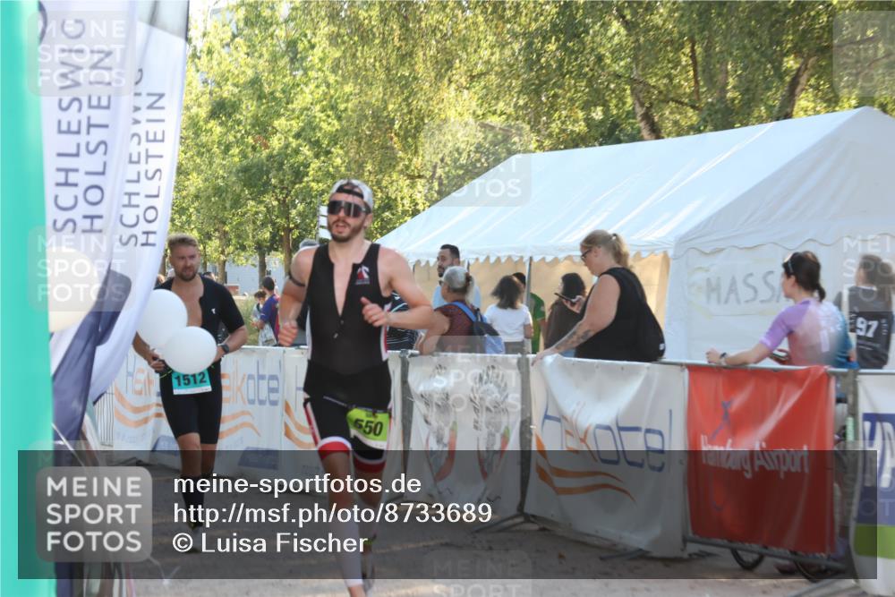 07.09.2025 - 19. Norderstedt Triathlon Luisa Fischer http://msf.ph/oto/8733689 07.09.2025 16:24:59 Ziel 550 meine-sportfotos.de