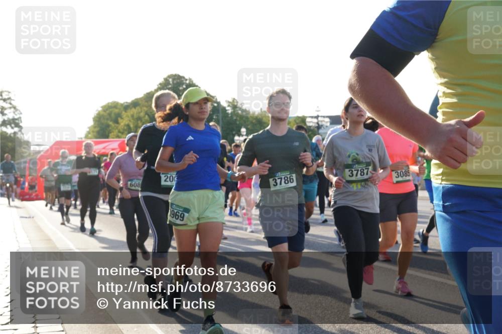 07.09.2025 - BARMER Alsterlauf Yannick Fuchs http://msf.ph/oto/8733696 07.09.2025 09:07:11 Laufen 20, 608, 1969, 10, 3786, 3787, 3085 meine-sportfotos.de