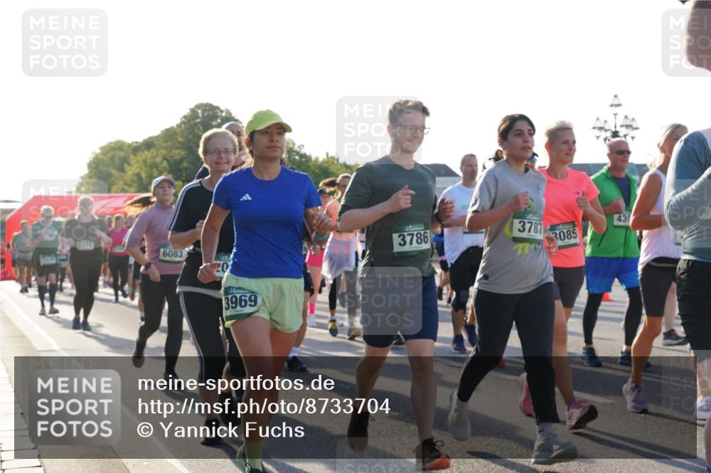 07.09.2025 - BARMER Alsterlauf Yannick Fuchs http://msf.ph/oto/8733704 07.09.2025 09:07:11 Laufen 6083, 3969, 3786, 3787, 3085, 439 meine-sportfotos.de