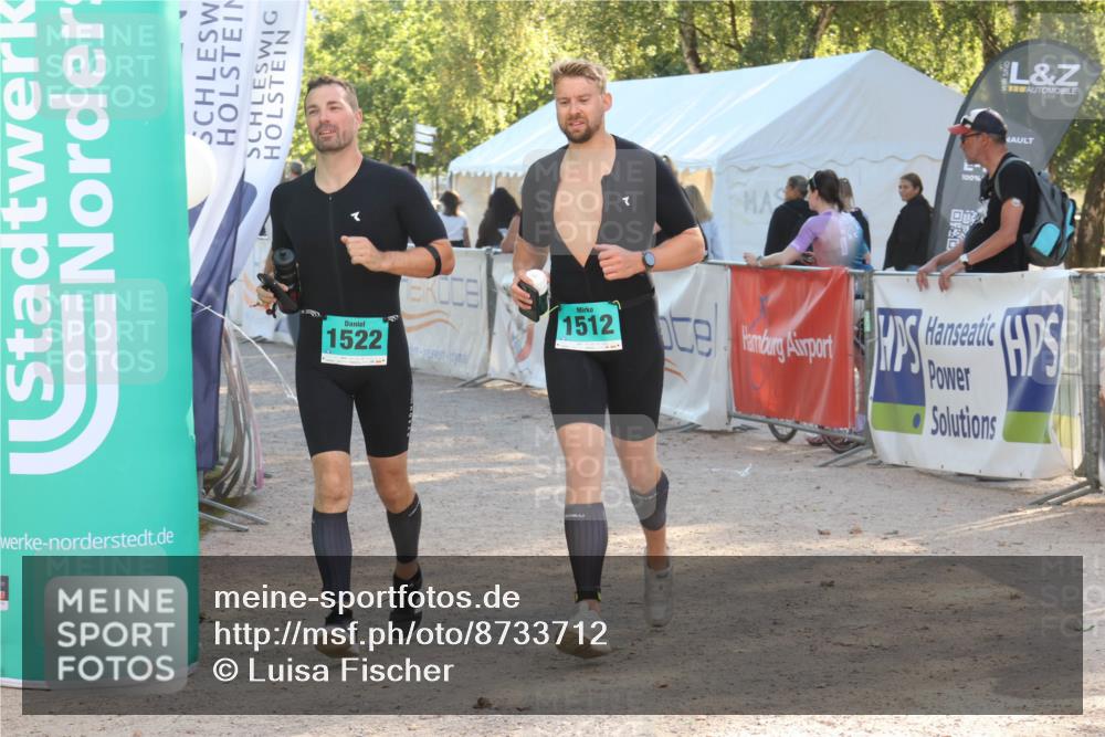 07.09.2025 - 19. Norderstedt Triathlon Luisa Fischer http://msf.ph/oto/8733712 07.09.2025 16:25:03 Ziel 550, 1508, 1512, 1522 meine-sportfotos.de