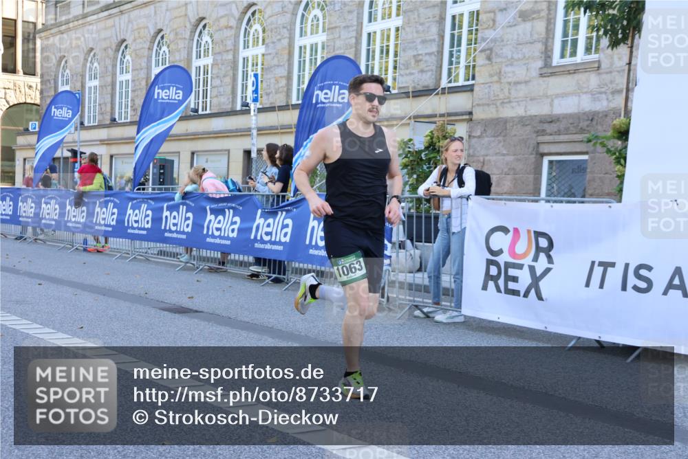 07.09.2025 - BARMER Alsterlauf Strokosch-Dieckow http://msf.ph/oto/8733717 07.09.2025 11:46:18 Ziel 1169, 1170, 1208 meine-sportfotos.de