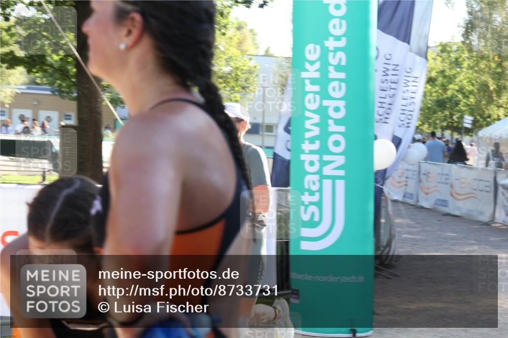 07.09.2025 - 19. Norderstedt Triathlon Luisa Fischer http://msf.ph/oto/8733731 07.09.2025 16:25:07 Ziel 550, 1508, 1512, 1522 meine-sportfotos.de