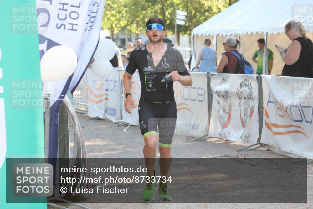 07.09.2025 - 19. Norderstedt Triathlon Luisa Fischer http://msf.ph/oto/8733734 07.09.2025 16:25:27 Ziel 540 meine-sportfotos.de