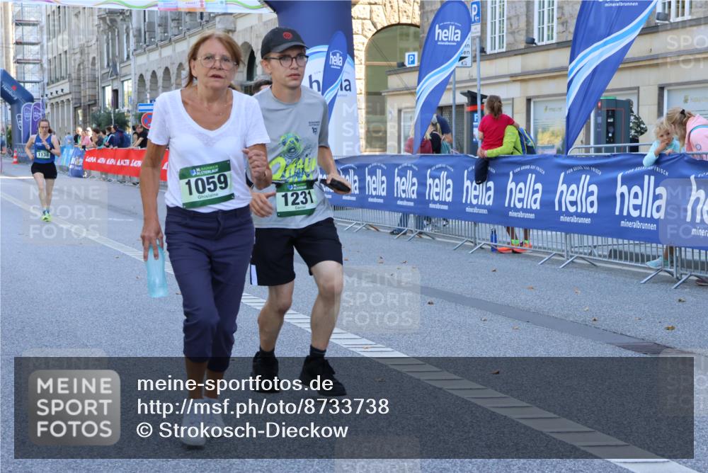 07.09.2025 - BARMER Alsterlauf Strokosch-Dieckow http://msf.ph/oto/8733738 07.09.2025 11:46:15 Ziel 1169, 1170, 1208 meine-sportfotos.de