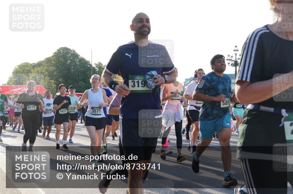 07.09.2025 - BARMER Alsterlauf Yannick Fuchs http://msf.ph/oto/8733741 07.09.2025 09:07:13 Laufen 6171, 4519, 5877, 4457, 5041, 3571, 319, 585, 4742 meine-sportfotos.de
