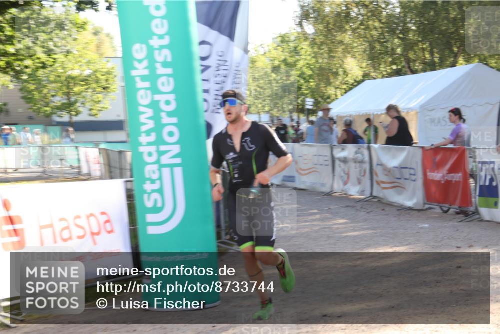 07.09.2025 - 19. Norderstedt Triathlon Luisa Fischer http://msf.ph/oto/8733744 07.09.2025 16:25:29 Ziel 540 meine-sportfotos.de