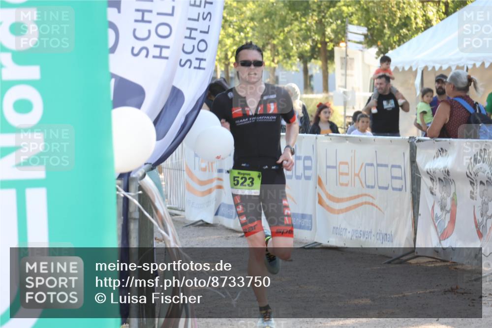 07.09.2025 - 19. Norderstedt Triathlon Luisa Fischer http://msf.ph/oto/8733750 07.09.2025 16:25:44 Ziel 523 meine-sportfotos.de