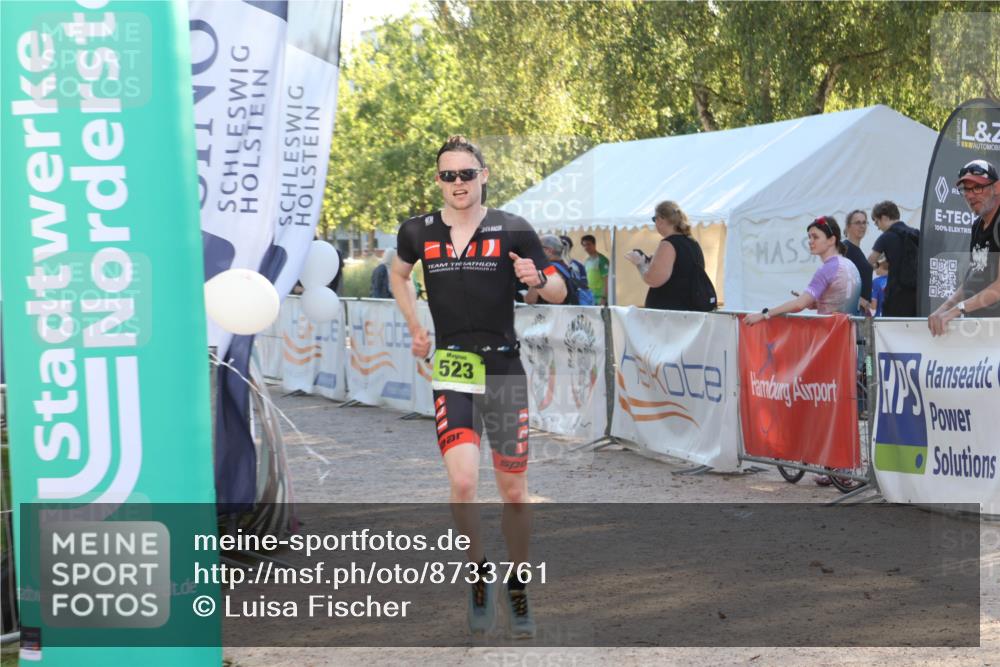 07.09.2025 - 19. Norderstedt Triathlon Luisa Fischer http://msf.ph/oto/8733761 07.09.2025 16:25:46 Ziel 523 meine-sportfotos.de