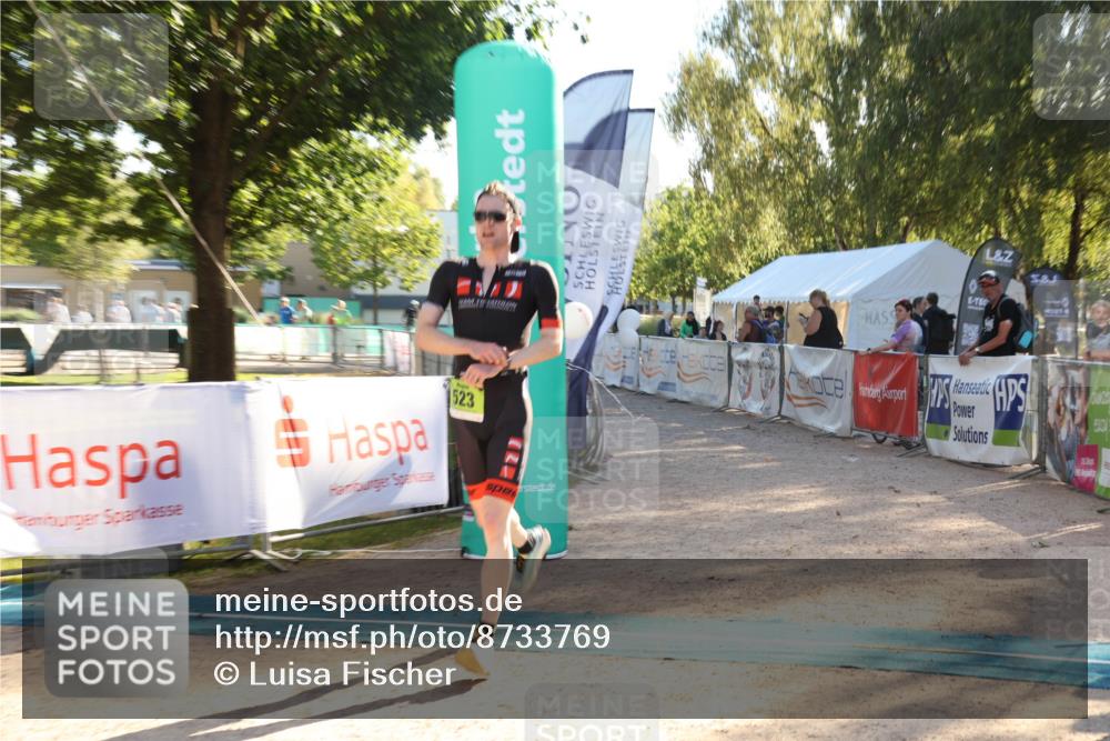 07.09.2025 - 19. Norderstedt Triathlon Luisa Fischer http://msf.ph/oto/8733769 07.09.2025 16:25:47 Ziel 523 meine-sportfotos.de