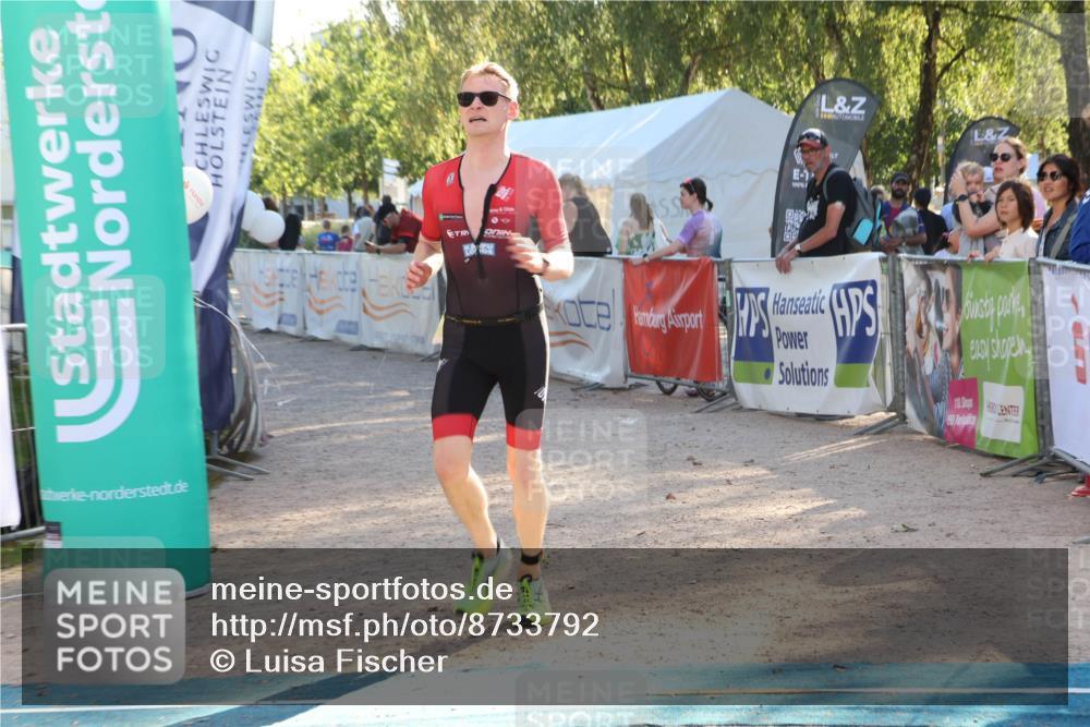 07.09.2025 - 19. Norderstedt Triathlon Luisa Fischer http://msf.ph/oto/8733792 07.09.2025 16:26:04 Ziel 499 meine-sportfotos.de