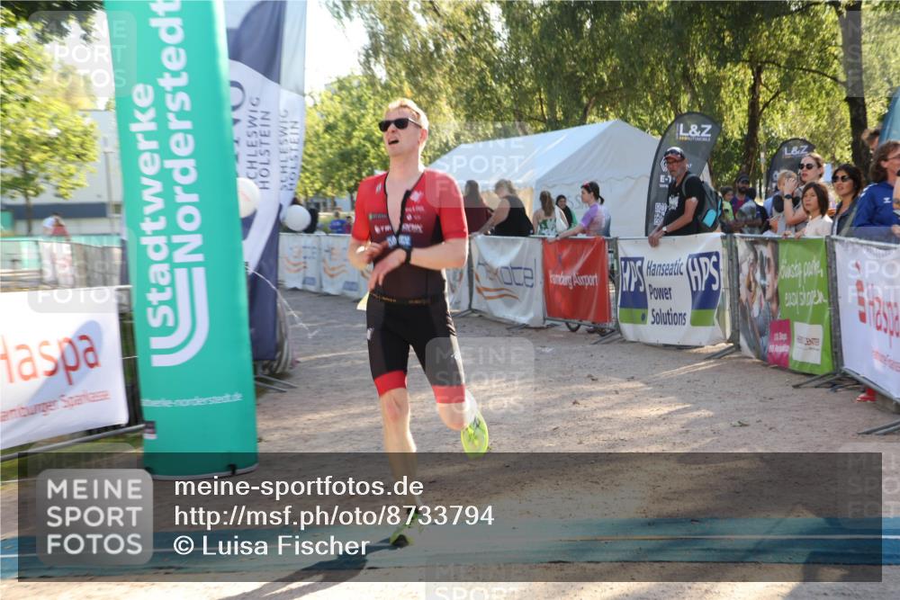 07.09.2025 - 19. Norderstedt Triathlon Luisa Fischer http://msf.ph/oto/8733794 07.09.2025 16:26:04 Ziel 499 meine-sportfotos.de