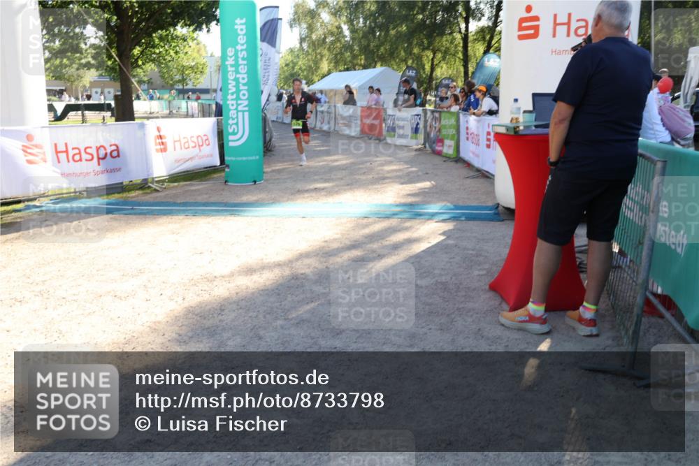 07.09.2025 - 19. Norderstedt Triathlon Luisa Fischer http://msf.ph/oto/8733798 07.09.2025 16:26:22 Ziel 520 meine-sportfotos.de