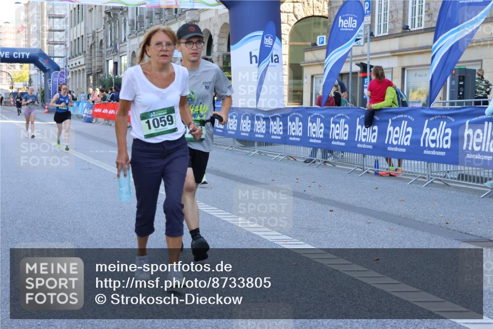 07.09.2025 - BARMER Alsterlauf Strokosch-Dieckow http://msf.ph/oto/8733805 07.09.2025 11:46:15 Ziel 1169, 1170, 1208 meine-sportfotos.de