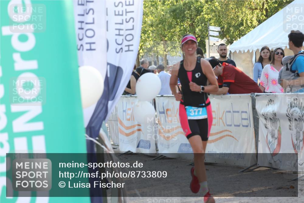 07.09.2025 - 19. Norderstedt Triathlon Luisa Fischer http://msf.ph/oto/8733809 07.09.2025 16:26:46 Ziel 377 meine-sportfotos.de
