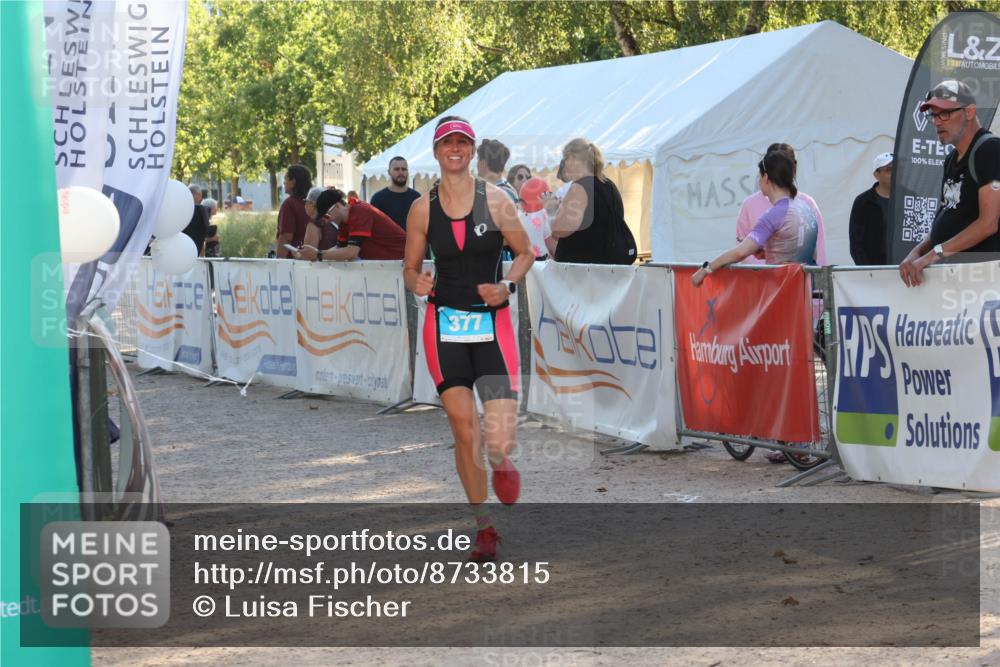 07.09.2025 - 19. Norderstedt Triathlon Luisa Fischer http://msf.ph/oto/8733815 07.09.2025 16:26:48 Ziel 377 meine-sportfotos.de
