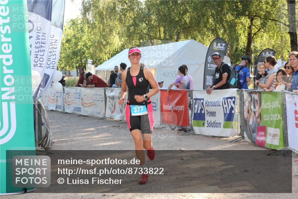 07.09.2025 - 19. Norderstedt Triathlon Luisa Fischer http://msf.ph/oto/8733822 07.09.2025 16:26:49 Ziel 377 meine-sportfotos.de