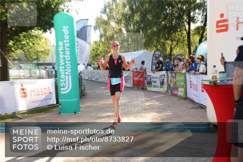 07.09.2025 - 19. Norderstedt Triathlon Luisa Fischer http://msf.ph/oto/8733827 07.09.2025 16:26:50 Ziel 377, 542 meine-sportfotos.de