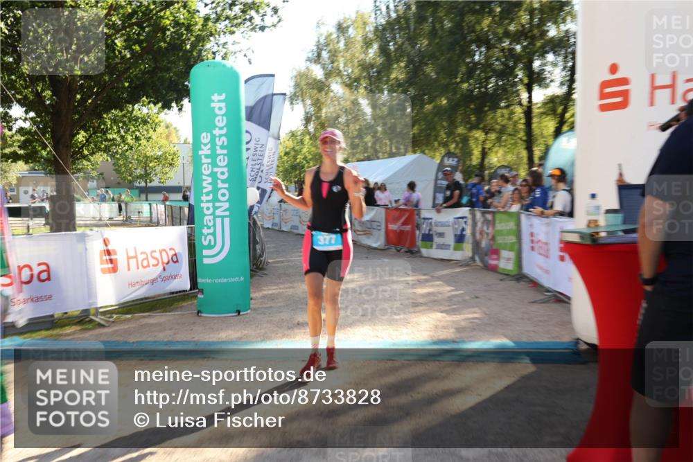 07.09.2025 - 19. Norderstedt Triathlon Luisa Fischer http://msf.ph/oto/8733828 07.09.2025 16:26:50 Ziel 377, 542 meine-sportfotos.de