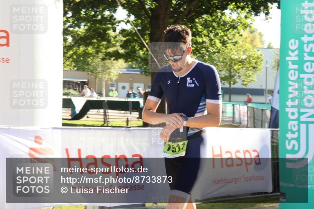 07.09.2025 - 19. Norderstedt Triathlon Luisa Fischer http://msf.ph/oto/8733873 07.09.2025 16:27:05 Ziel 473, 1511 meine-sportfotos.de
